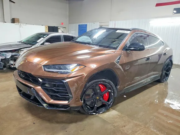 2020 Lamborghini Urus, VIN ZPBUA1ZL6LLA07919 — Front end