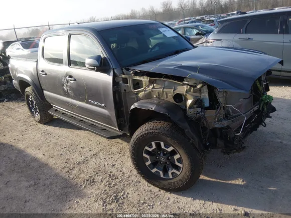 2021 Toyota Tacoma TRD Off Road, VIN 5TFCZ5AN0MX272846 — Front end