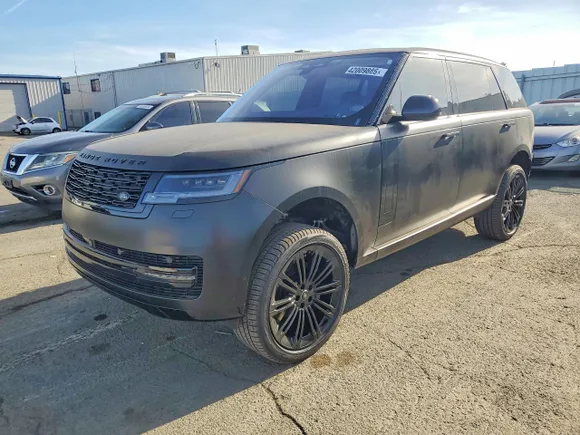 2023 Land Rover Range Rover SE, VIN SALKPBFU8PA043251 — Minor dents and scratches